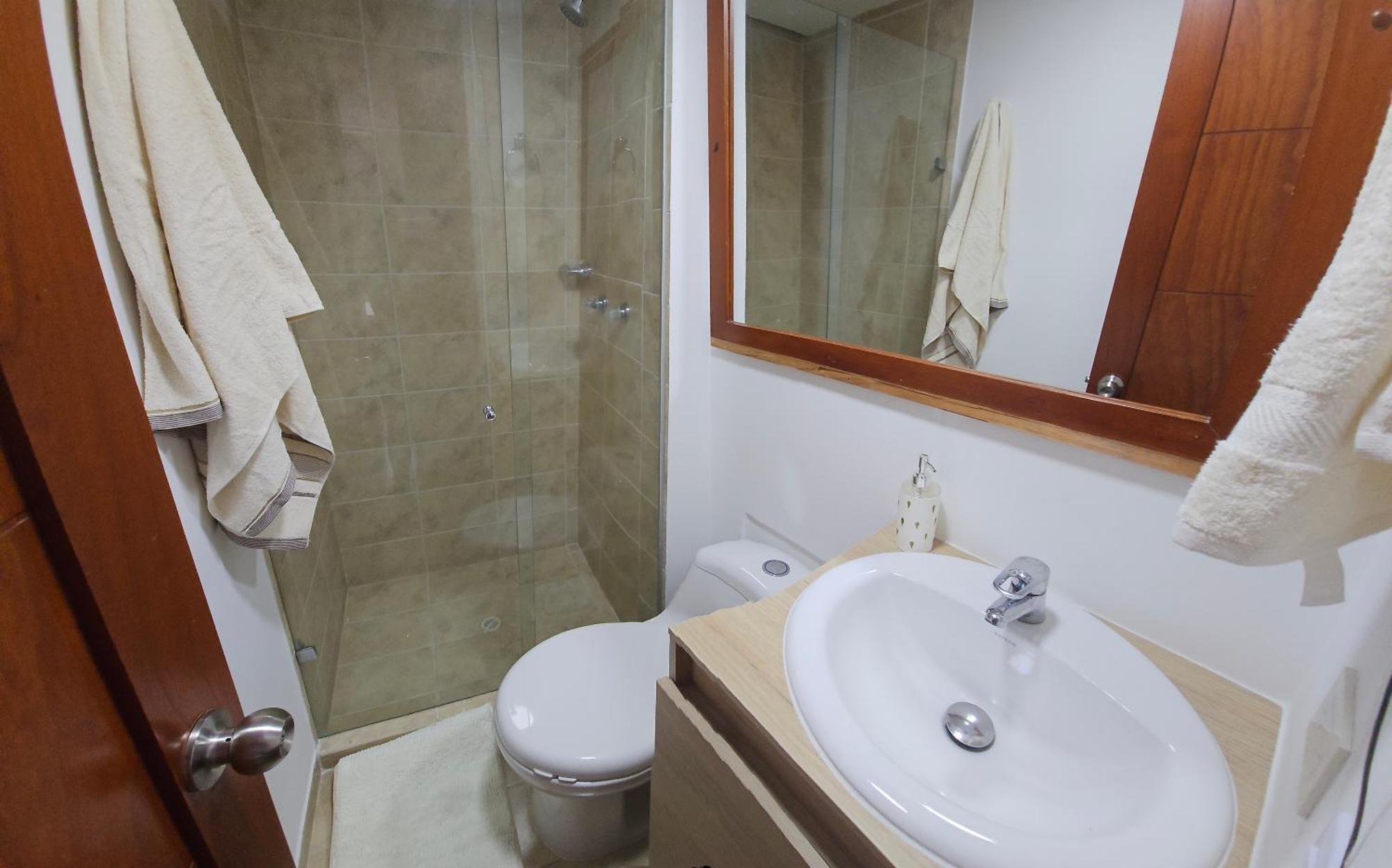 Apartamento Full En Medellin, Loma De Bernal, Reservas Con Dcto Solo Por Pc No Por Movil Apartamento Medellín